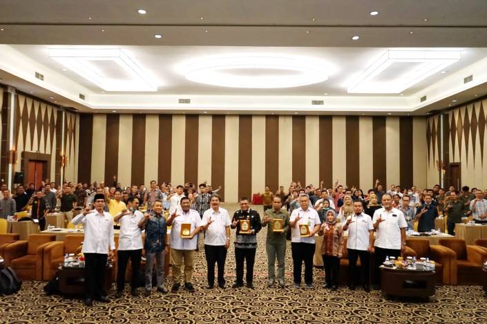 APHI Riau Sosialisasikan Pedoman Pelaksanaan SVLK pada PBPH Lingkup Provinsi Riau
