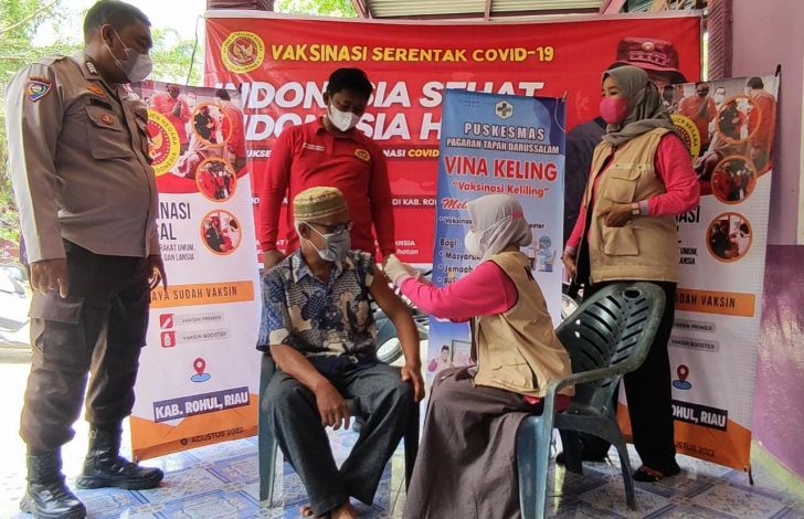 Upaya Pemerataan Vaksinasi Covid-19, BINDA Riau Sisir Daerah Sulit Bersama Tenaga Kesehatan Pagaran Tapah
