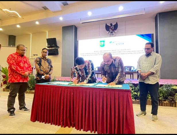 Pemprov Riau dan BPJS Ketenagakerjaan Tandatangani MoU Jaminan Perlindungan Bagi Penyelenggara Pemilu