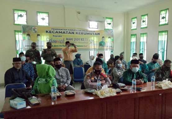 Kapolsek Kerumutan Hadiri HUT Kabupaten Pelalawan ke-21 di Aula Kantor Camat Kerumutan