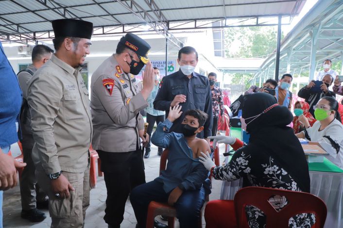 Gelar Vaksin Massal Bersama Pemko dan Polda, Ketua PWNU Riau : Terimakasih Wako dan Kapolda