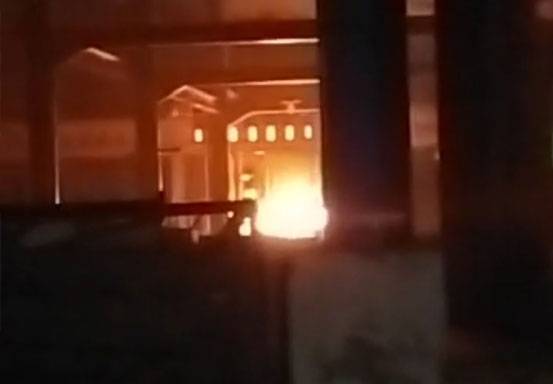 Kebakaran Hebat Hanguskan Satu Unit Ruko di Pasar Minggu, Nagari Sumanik