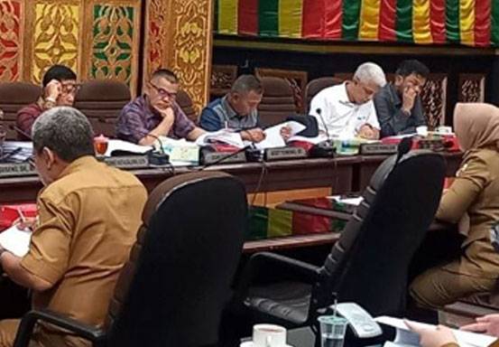 Komisi I DPRD Pekanbaru Hearing Dengan Camat se Pekanbaru, Bahas Insentif RT/RW hingga Masjid Paripurna