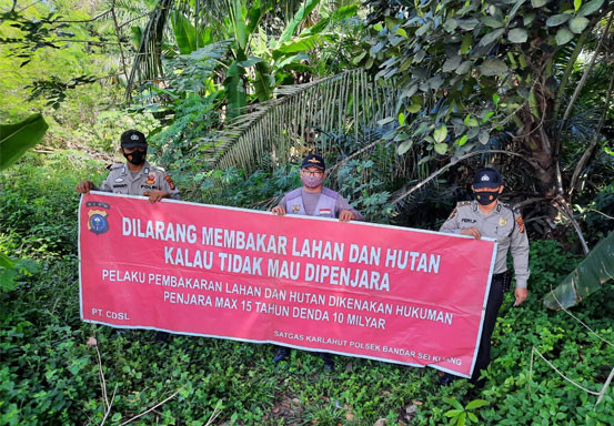 Polsek Bandar Sei Kijang Sosialisasikan Maklumat Kapolda Riau Terkait Karhutla