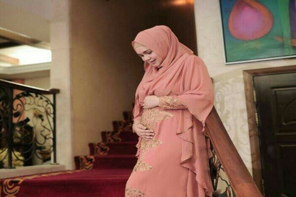 Menikah 11 Tahun, Akhirnya Siti Nurhaliza Hamil