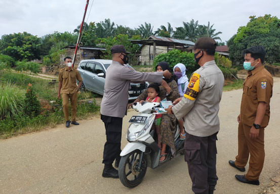 Polsek Pangkalan Lesung kembali Lakukan Operasi Yustisi di Pos PPKM