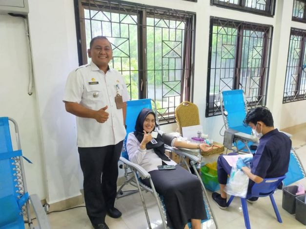 Peringati HUT Pekanbaru, Camat Marpoyan Damai Gelar Donor Darah Massal