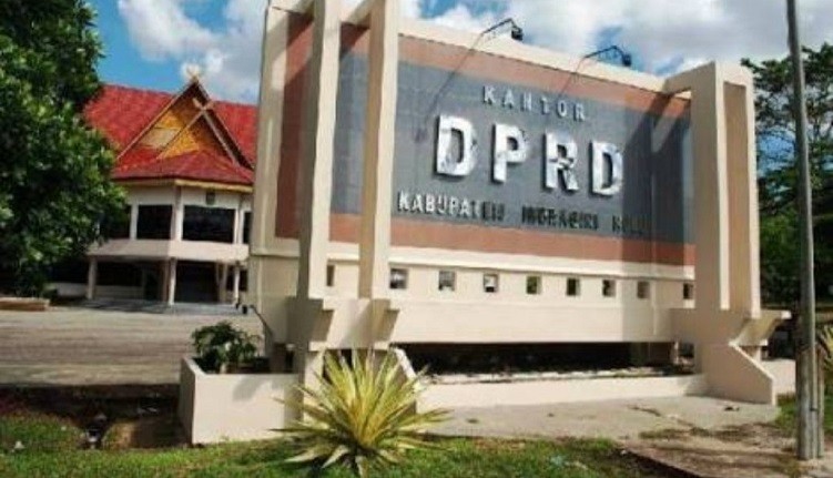 Berkas Calon Pimpinan DPRD Inhu Sudah Diserahkan ke Pemprov Riau