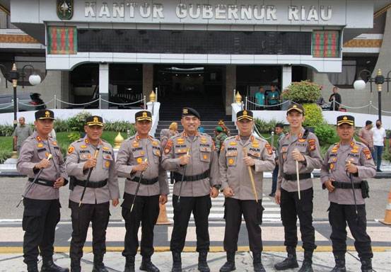 Kapolres Bengkalis AKBP Indra Wijatmiko Hadiri Upacara Hari Juang TNI AD ke-77