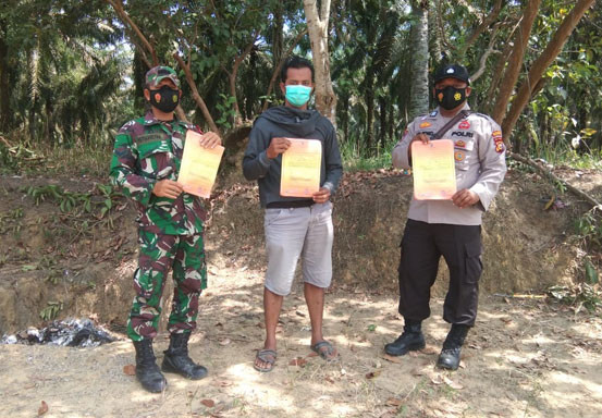 Cegah Karhutla, Polsek Kerumutan Sosialisasikan Maklumat Kapolda Riau