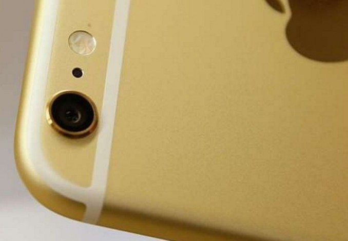 Tahukah Anda Fungsi Lubang Kecil di Dekat Kamera iPhone?