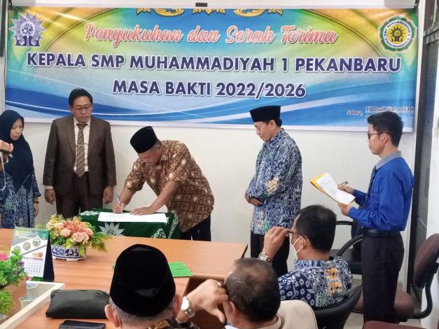 Dikukuhkan sebagai Kepala SMP Muhammadiyah 1 Pekanbaru, Fernando Langsung Tancap Gas