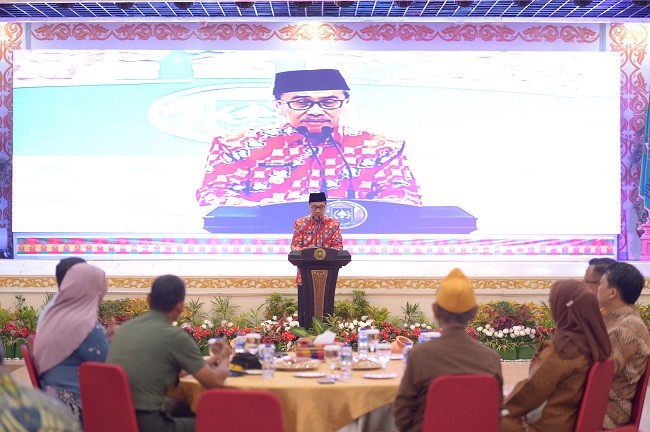 Galeri Foto: Gubernur Riau Temu Ramah dengan Perintis Kemerdekaan dan Veteran