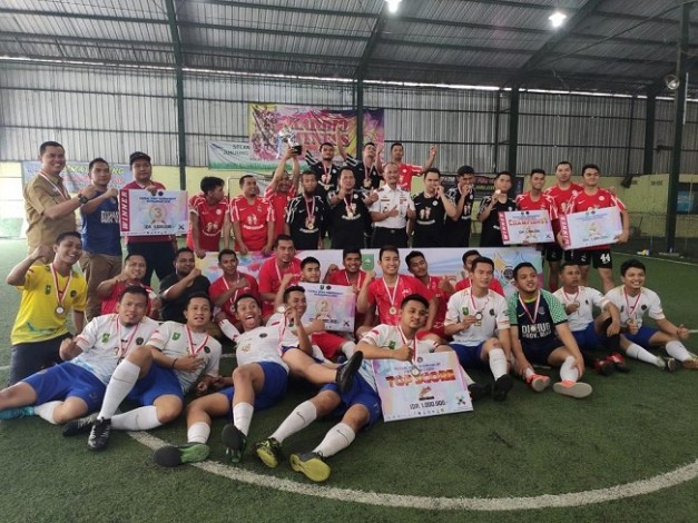 Dikalahkan BKD A, Tim Disdik Riau Raih Medali Perak di Turnamen Futsal Harhubnas
