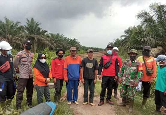 Antisipasi Karhutla di Pelalawan, Polsek Teluk Meranti Gelar Patroli Gabungan