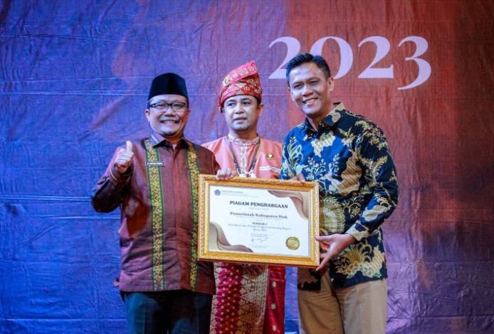 Diskannak Siak Raih Penghargaan Mitra Penagih Piutang Negara Ajang Seroja Awards KPKNL