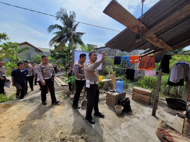 HUT ke-67 Bhayangkara Lalu Lintas, Ditlantas Polda Riau Bedah Rumah Warga Pekanbaru
