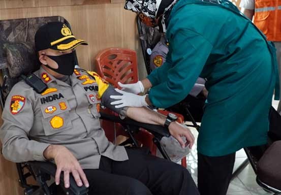 HUT Bhayangkara ke-74, Polres Pelalawan Gelar Donor Darah