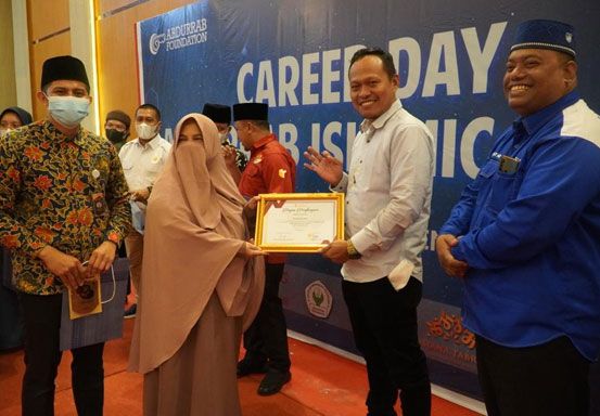 Career Day SMP Abdurrab Islamic School Tumbuhkan Motivasi Siswa Berkarir di Masa Depan