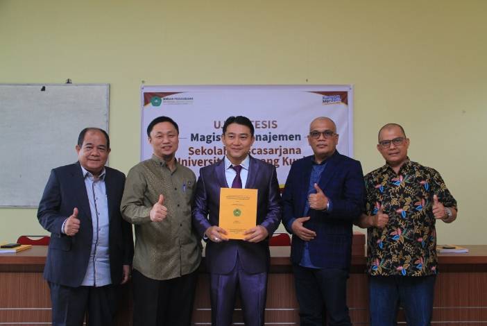 Waka DPRD Riau Hardianto Raih Gelar Magister Manajemen dari Sekolah Pascasarjana Unilak