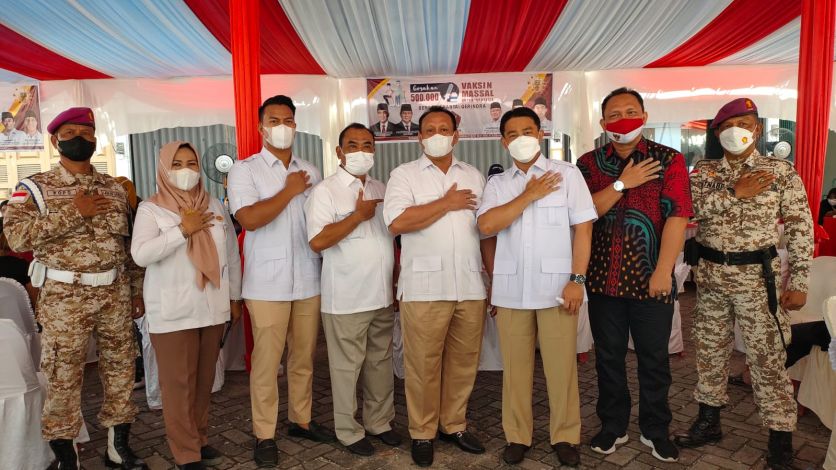 Gerindra Riau Vaksinasi 1.000 Warga Pekanbaru