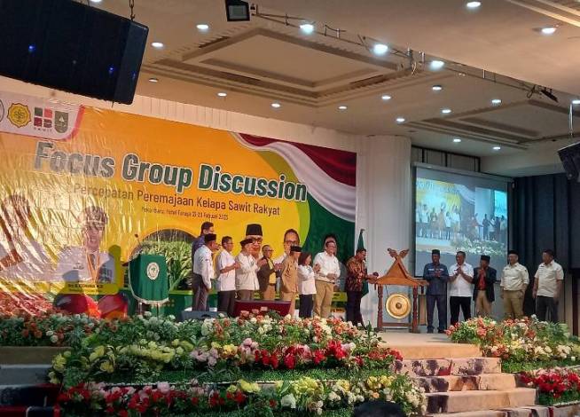 Percepatan Peremajaan Sawit Rakyat di Riau Langkah Strategis Peningkatan Produktifitas