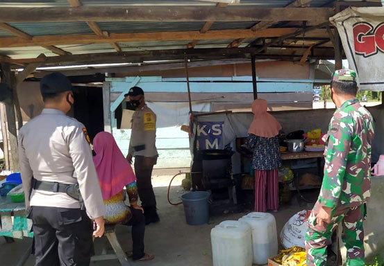 Cegah Covid-19 di Kecamatan Pelalawan, Tim Gabungan TNI-Polri Gelar Operasi Yustisi