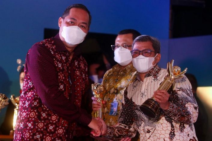Asia Pacific Rayon Raih Primaniyarta Award sebagai Eksportir Pelopor Produk Baru