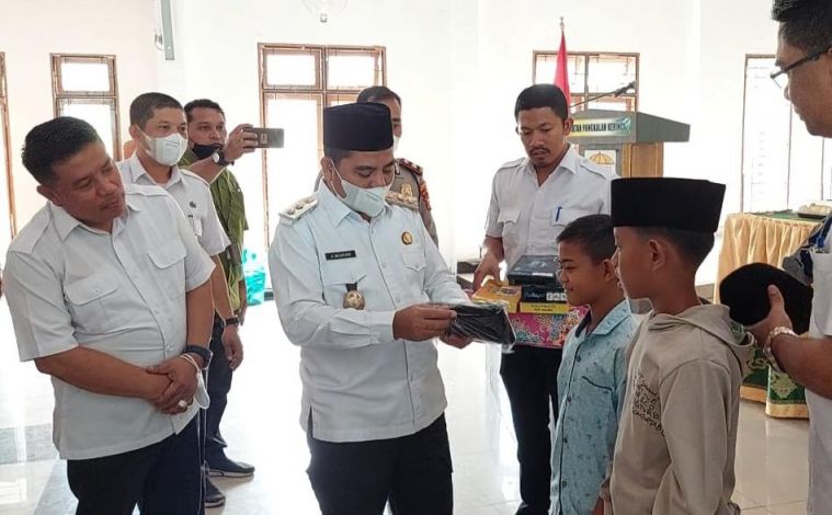 Wabup Nasarudin Hadiri Baksos Sunatan Massal PT RAPP dan APR