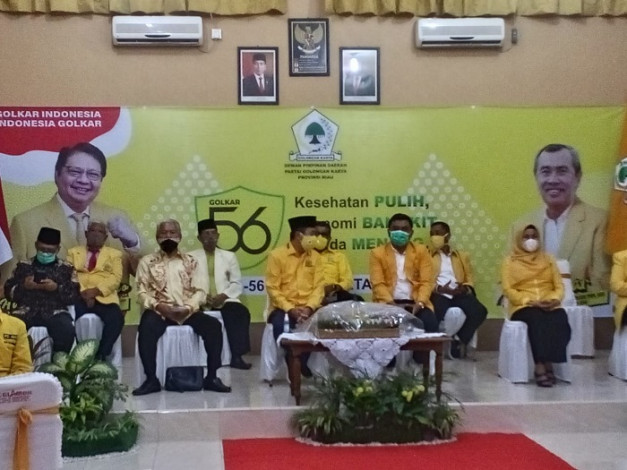 Peringati HUT ke-56, Golkar Riau Gelar Tasyakuran dan Berbagi Seribu Sembako