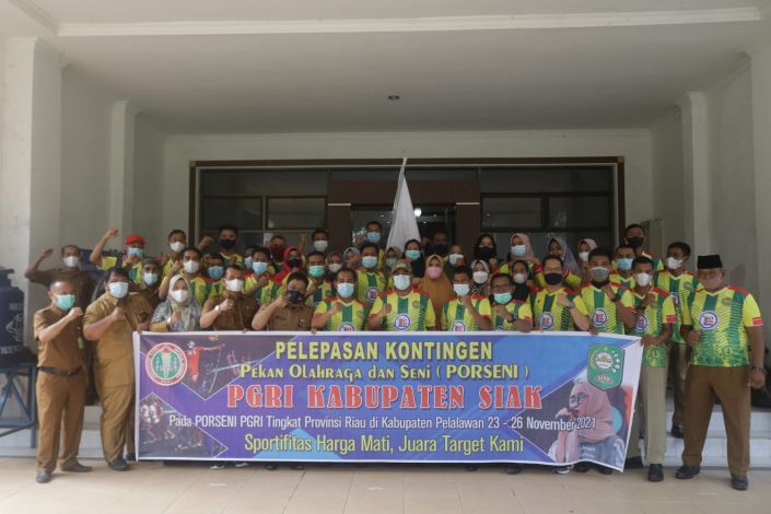 Bupati Alfedri Lepas Kontingen PGRI Siak Bertanding di Porseni Tingkat Provinsi Riau