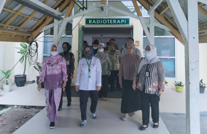 Direktur Kemenkes Minta Layanan Kanker dan Jantung di RSUD Arifin Achmad Riau Ditingkatkan