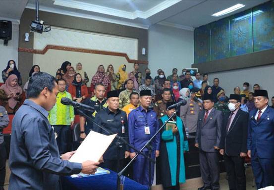 Kepala BKPSDM Pekanbaru Hadiri Pelantikan 4 Kepala OPD yang Dilakukan Pj Walikota