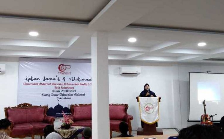 Rektor Universitas Abdurrab Ingin Lanjutkan Cita-cita Prof Tabrani