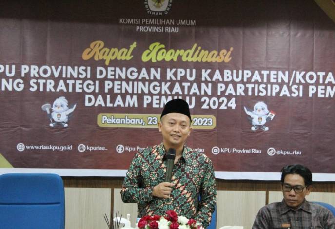 Pemilu Tinggal 180 Hari Lagi, Jajaran KPU se-Riau Diminta Gencar Sosialisasi