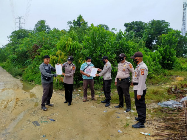 Cegah Karhutla, Polsek Pangkalan Kuras Libatkan Polwan Sosialisasi Maklumat Kapolda Riau