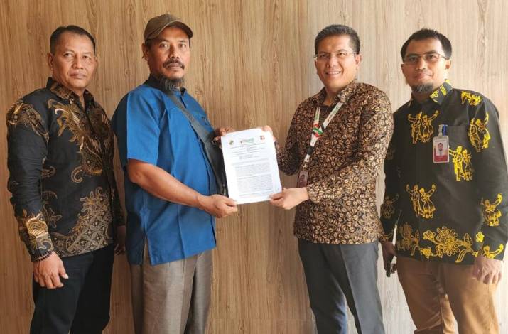 Tandatangani Perjanjian Kerja Sama, 778 Hektare Lahan Petani Sawit Mitra Asian Agri di Riau Siap Diremajakan