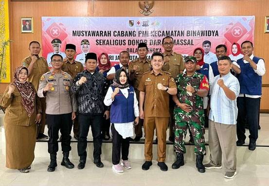 Sempena HUT Kota Pekanbaru, Sekcam Binawidya Hadiri Musyawarah dan Donor Darah Bersama PMI
