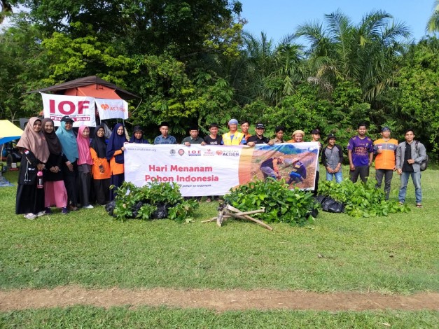 Relawan Nusantara Pekanbaru dan IOF Tanam 1.000 Pohon di Desa Kuntu