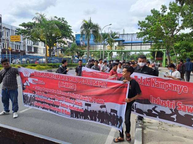 Gelar Long March, Massa Amaris Minta Penyelesaian Persoalan Penguasaan Hutan di Riau Sesuai UU Cipta Kerja