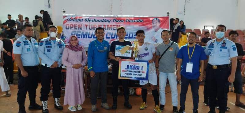 Tim Rowbin Juara Turnamen Futsal Pemuda Cup