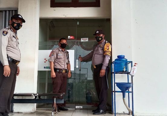 Patroli Keamanan, Polsek Kuala Kampar Berjaga di Sejumlah Objek Vital