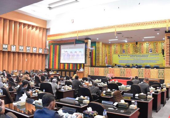 DPRD Pekanbaru Gelar Paripurna Hasil Evaluasi Gubernur Riau Terhadap APBD-P 2021