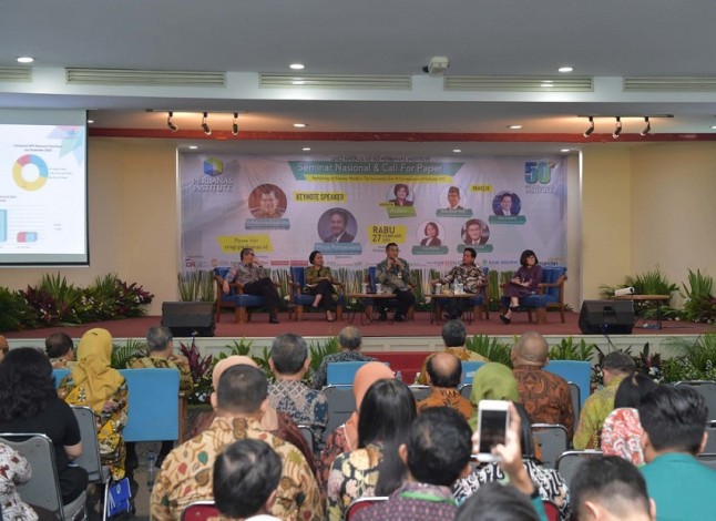 Dihadiri Wapres, Dirut Bank Riau Kepri Jadi Narasumber Seminar Perbanas
