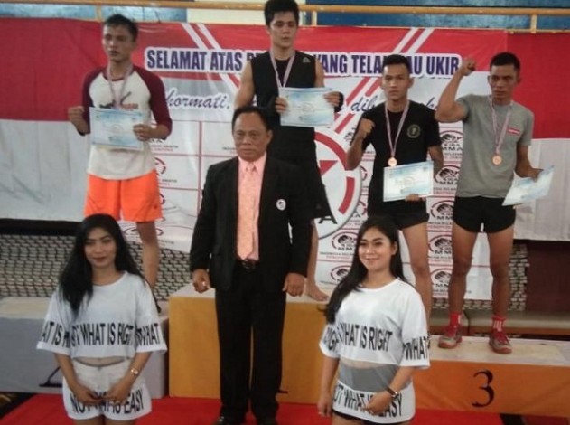 Atlet Asal Inhu Raih Medali Emas di Pertandingan MMA