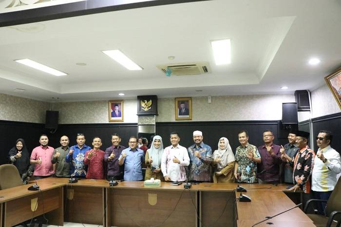 Banmus DPRD Siak Kunker ke DPRD Riau