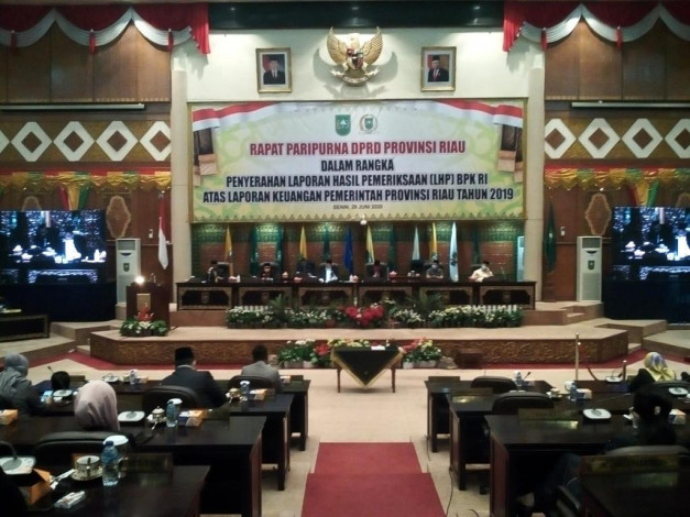 DPRD Riau Gelar Paripurna LHP BPK RI Atas Laporan Keuangan Pemprov Riau Tahun 2019