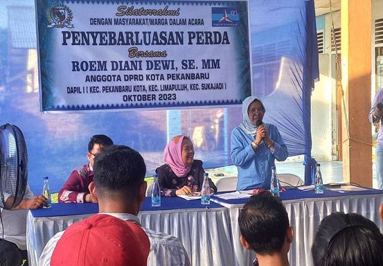 Anggota DPRD Pekanbaru Roem Diani Dewi Sosialisasikan Perda Bantuan Hukum Bagi Masyarakat Tidak Mampu