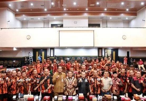 Siap Dukung Kinerja DPRD, Puluhan Anggota Ormas PP Datangi DPRD Kota Pekanbaru