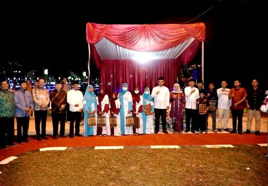 Ketua Fraksi PDIP Hanafiah Apresiasi Pj Bupati Kampar Resmikan Taman Kota Bangkinang